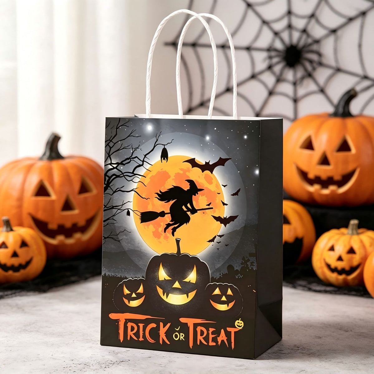 🎃 Halloween Trick or Treat Bags - 8-Pack Spooky Paper Gift Bags with Handles for Candy & Party Favors 👻